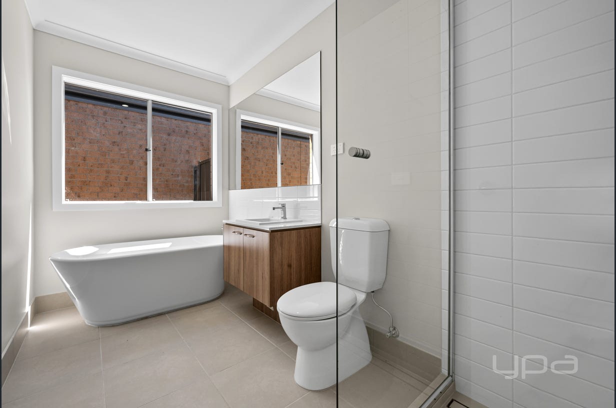Quebec 16 Home Design