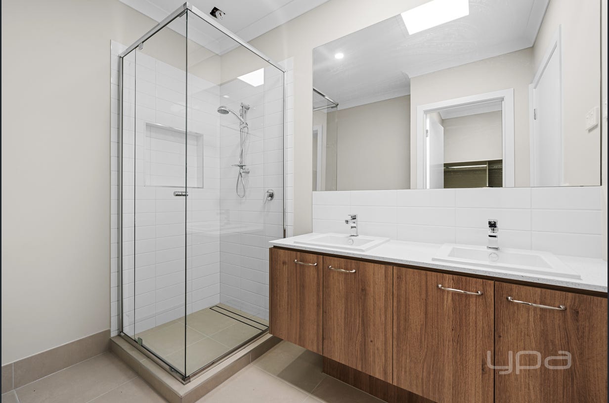Quebec 16 Home Design
